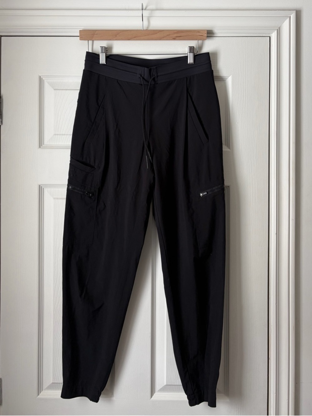 Athleta Venture Hiking Pants Lightweight Travel Jogger Black Size 2 - Picture 6 of 11